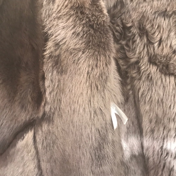 Shearling - Picture 3 of 7